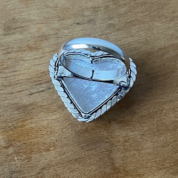 SELENITE GEMSTONE RING STAMPED 925 SILVER PLATED SIZE 6 - Picture 4 of 9